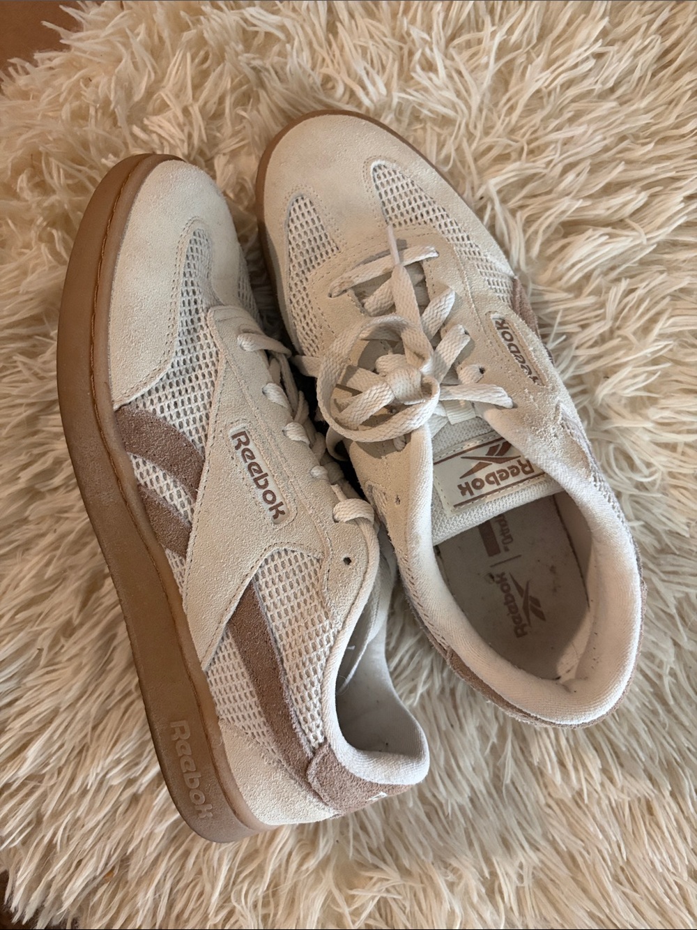 Reebok Women's Sneakers in Cream and Brown